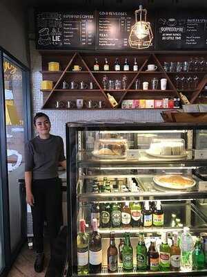 เลซี่ กู๊ซ