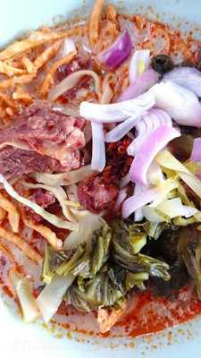 แอ๋กาดก้อม