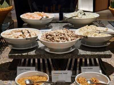 Ginger Is In The Holiday Inn