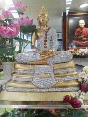 ขนมไทยเก้าพี่น้อง