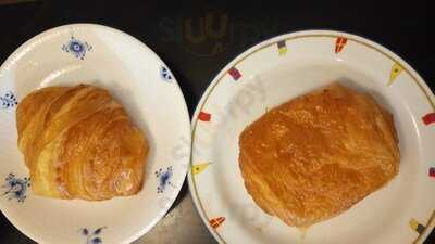 Calin La Boulangerie Et Le Café