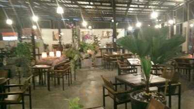 ร้าน ระเบียง น้ำตกกะทู้