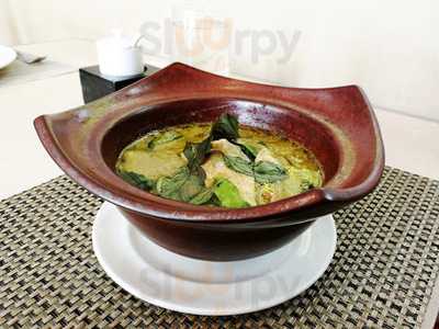 ภัตตาคาร มโนราทอง