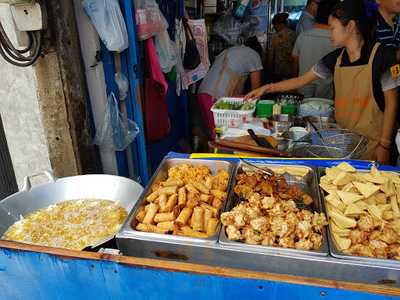 เย็นตาโฟคอนแวนต์