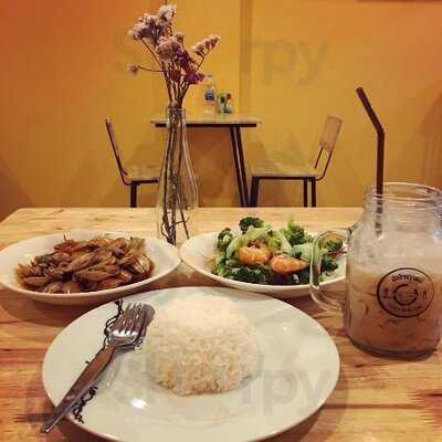 ผัดไทยคุณแม่