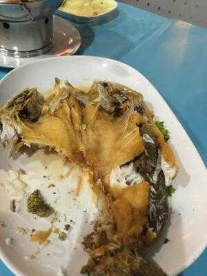 แหลมเจริญซีฟู้ด