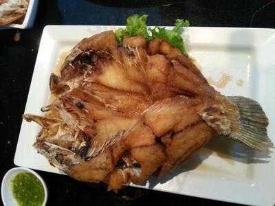 แหลมเจริญซีฟู้ด