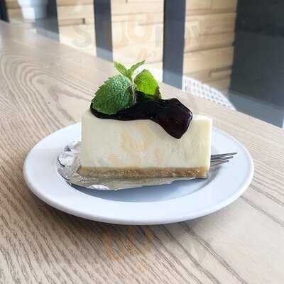 Alice Cafe - Issara Hostel By D Hostel