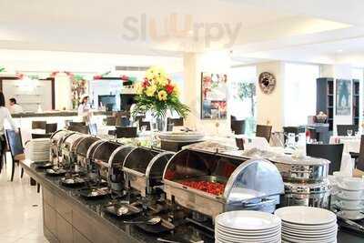 ห้องอาหาร ดิ ออร์ชาร์ด กรุงเทพ