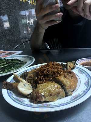 Gai Tod Jae Gee (polo Chicken)