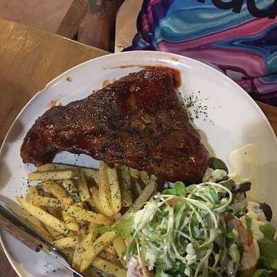 กัปตันน้อยคาเฟ่