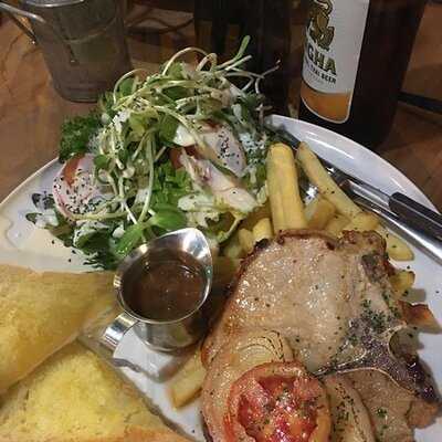 กัปตันน้อยคาเฟ่