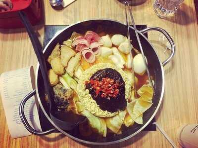 ร้านอาหารเกาหลี ทูดาริ (เอ๊ะ-ศศิกานต์ อภิชาตวรศิลป์)