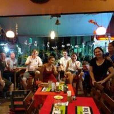 Proper Job Bar & Restaurant