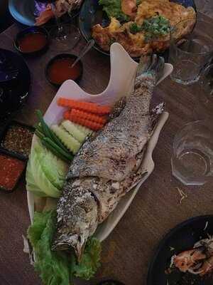 ร้านต้มยำกุ้ง ถนนข้าวสาร