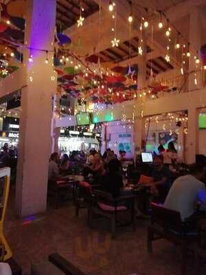 ร้านต้มยำกุ้ง ถนนข้าวสาร