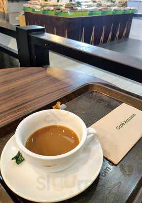 ร้านกาแฟ Starbucksริมหาดพัทยากลาง 13/2