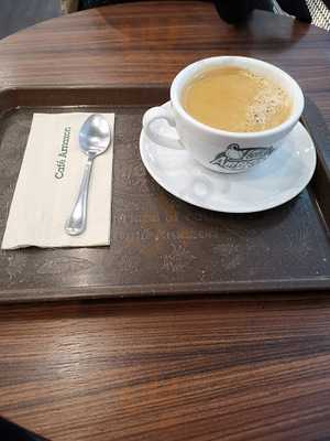 ร้านกาแฟ Starbucksริมหาดพัทยากลาง 13/2