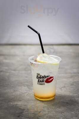 เดอะ ล็อบสเตอร์ แล็บ