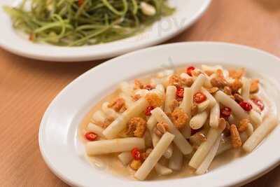 ร้านอาหารเดอะเยอรมันตะวันแดง สาขาอ่างศิลา