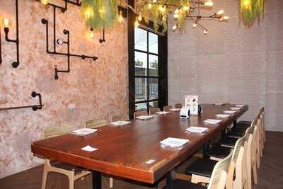 ร้านอาหารเดอะเยอรมันตะวันแดง สาขาอ่างศิลา