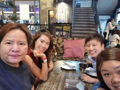 บอททอมอัพ