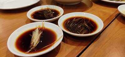 ติ่น ไท่ ฟง - เอท ทองหล่อ