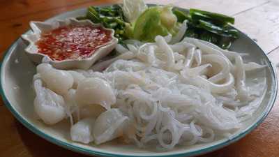 ร้านอาหาร ส้มตำนายควร