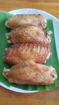 ร้านอาหาร ส้มตำนายควร