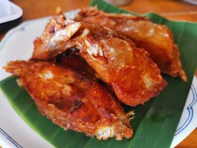 ร้านอาหาร ส้มตำนายควร