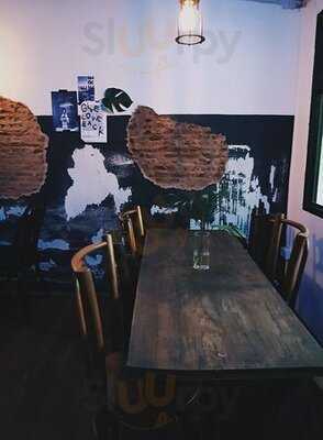 อาลมดี คาเฟ่ - ข้าวสาร