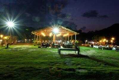 สโมสรหาดน้ำหนาว