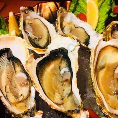 มูนไลท์ไฟน์ ไดนิ่ง