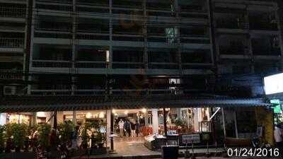 Surf Beach Hotel & Restaurant