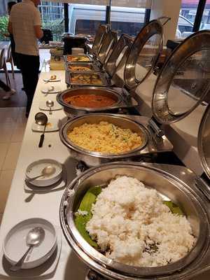 ร้านอาหารญี่ปุ่น ฮากูโซ