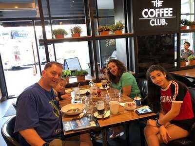 เดอะ คอฟฟี่ คลับ - รอยัล การ์เด้น พลาซ่า
