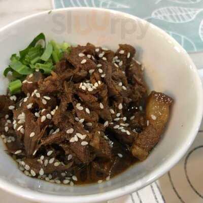 ก๋วยเตี๋ยวมู๋มู๋ สีลม3