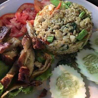 ร้านอาหาร ตาละลักษมณ์