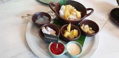 เดอะ เทอร์เรส สาขา เซนทรัล เวิร์ลด์