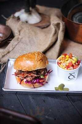 มีท & โบนส์