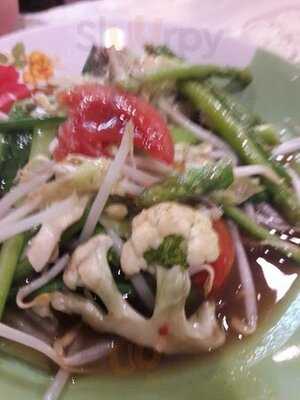 Uncle Nuad Thai Cuisine