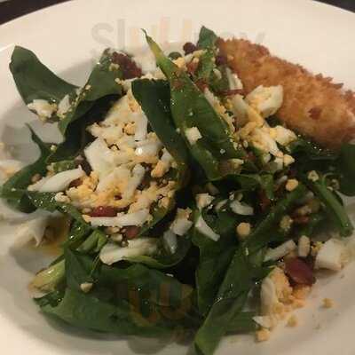 ถ่านไฟเก่า กริลล์รูม