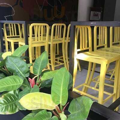 เดอะ มิ้นท์ เวิร์ลด์ ทาปาส บาร์