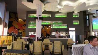 เดอะ มิ้นท์ เวิร์ลด์ ทาปาส บาร์