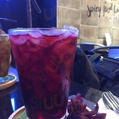 ร้านอาหาร ตำมั่ว