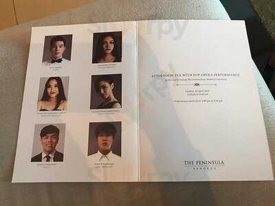 เดอะเพนนินซูล่าบูติกแอนด์คาเฟ่