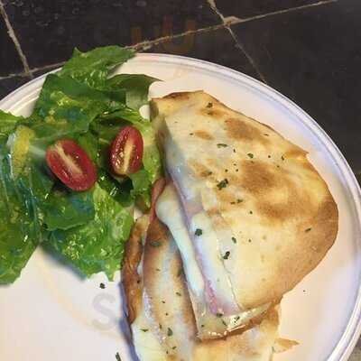 Casa Lapin Specialty Coffee X Ari