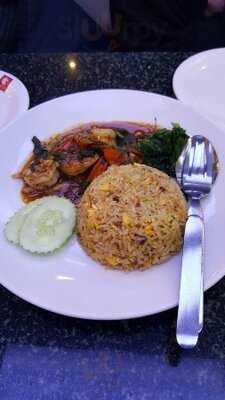 Hongmin, Rama Iv Road