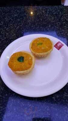 Hongmin, Rama Iv Road