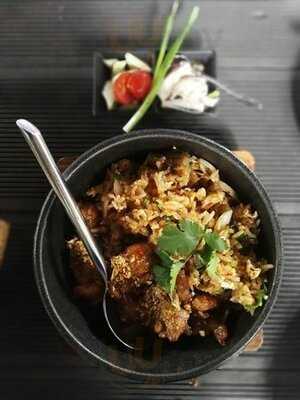 99 เรสท์แบ็คยาร์ดคาเฟ่